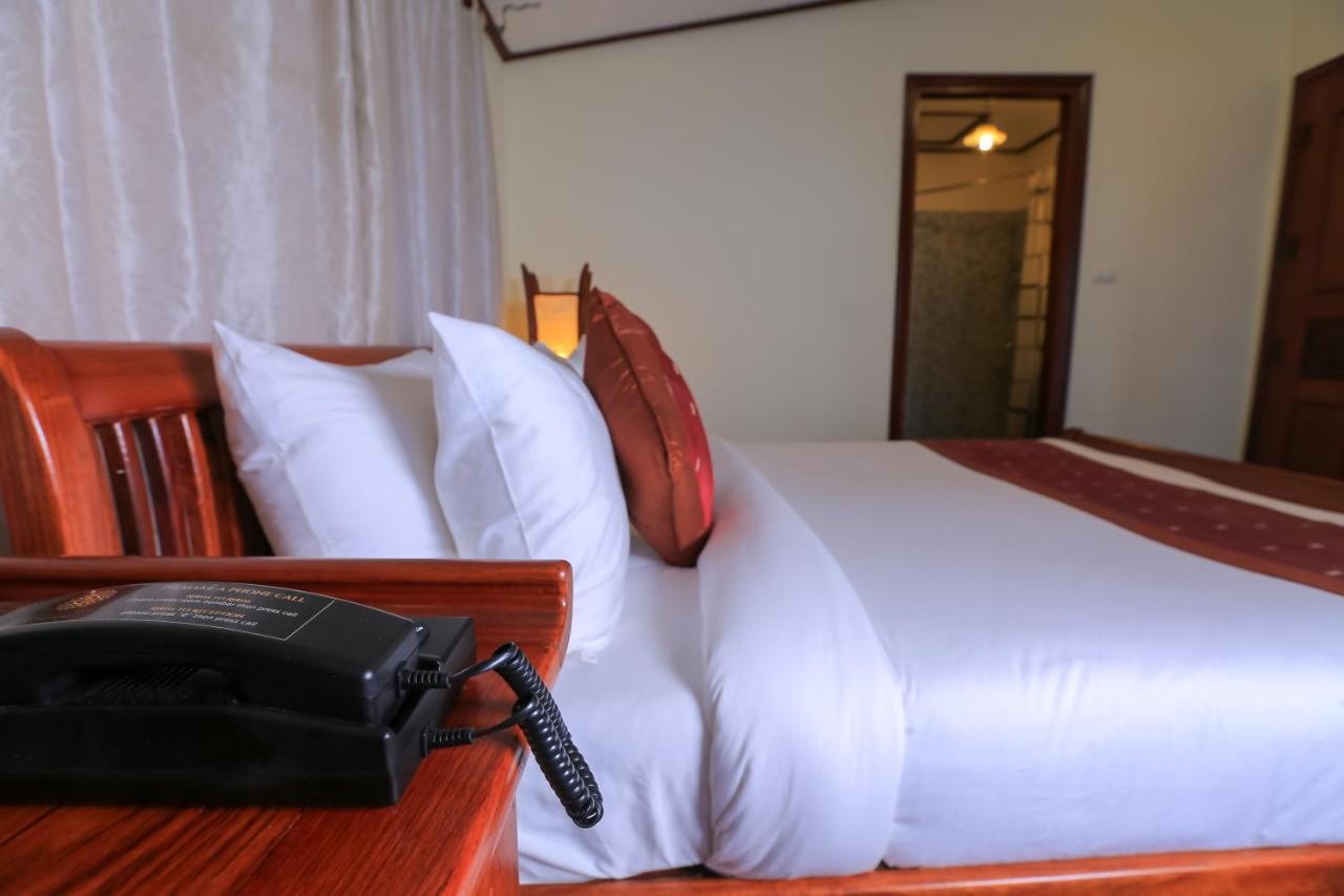 Phongsavath Boutique Hotel Vientiane Exterior foto